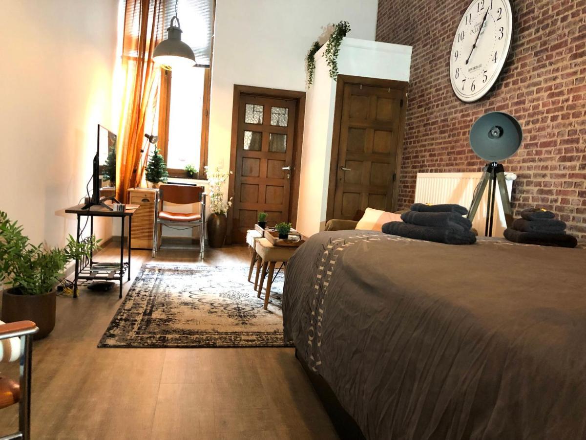New York Loft - Fully Equipped And Available Long-Term - Perfect Location In City Center Apartment Намюр Екстериор снимка